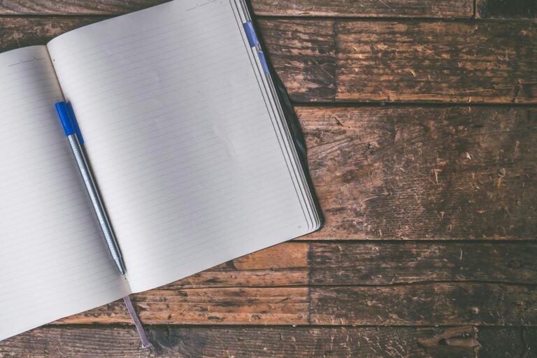 Common Writing Mistakes in College Essays and How to Avoid Them