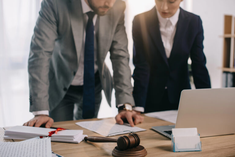 Legal Challenges and How to Overcome Them with the Right Lawyer